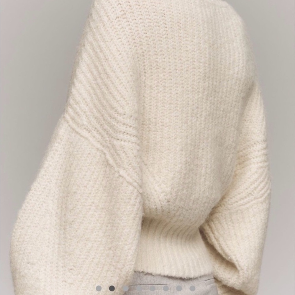Pilcro The Blake Slouchy-Sleeve Cream Women's Crew Neck Sweater - Picture 2 of 5